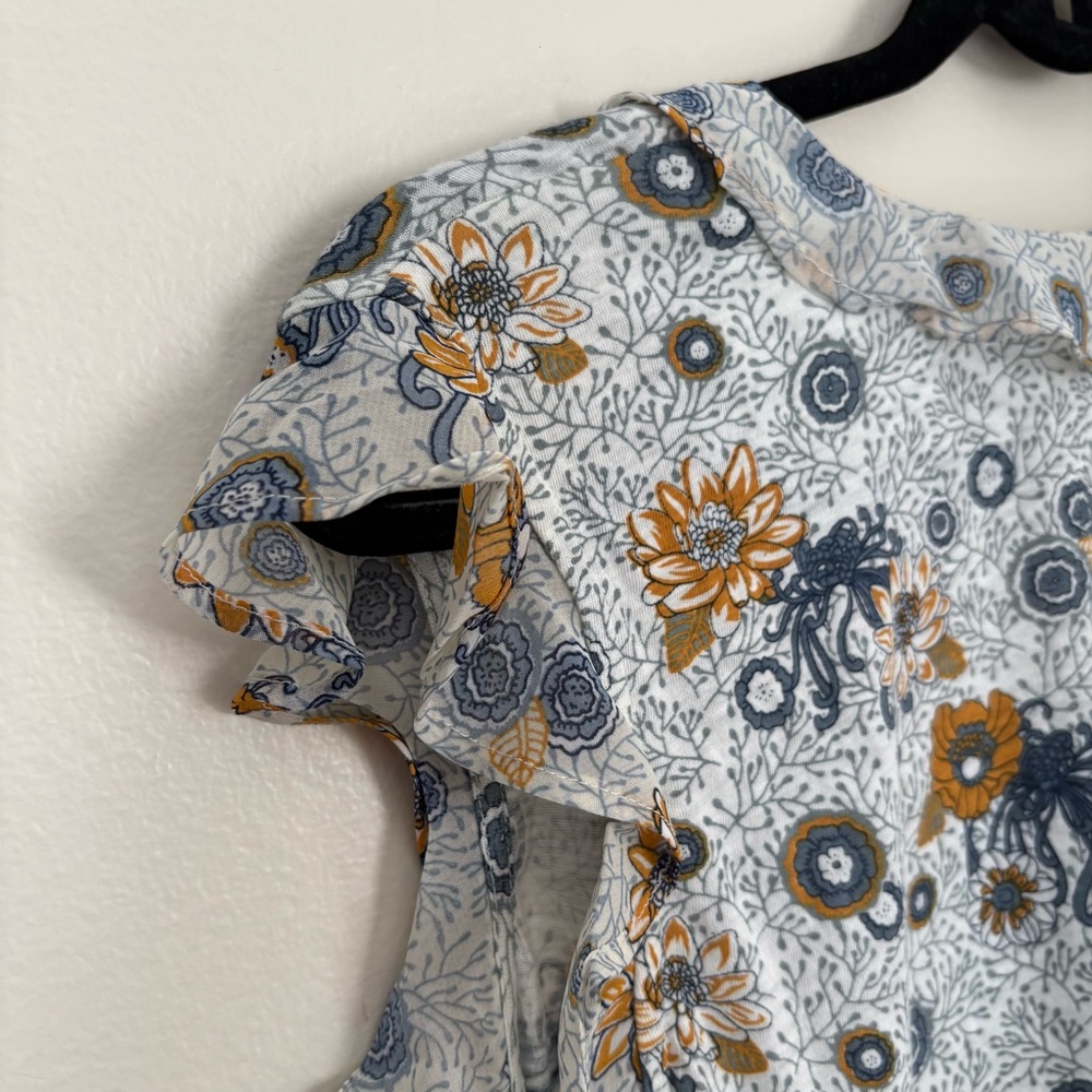 NWT Lucky Brand Blue Floral Blouse Size Small - Picture 11 of 12
